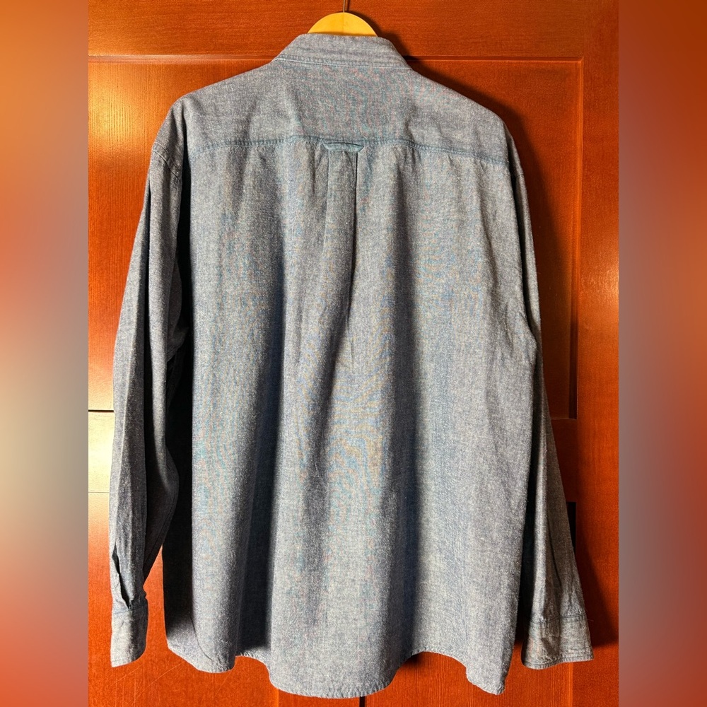 Van Heusen Men's Blue Chambray Button Down Shirt Size XL - Picture 10 of 10